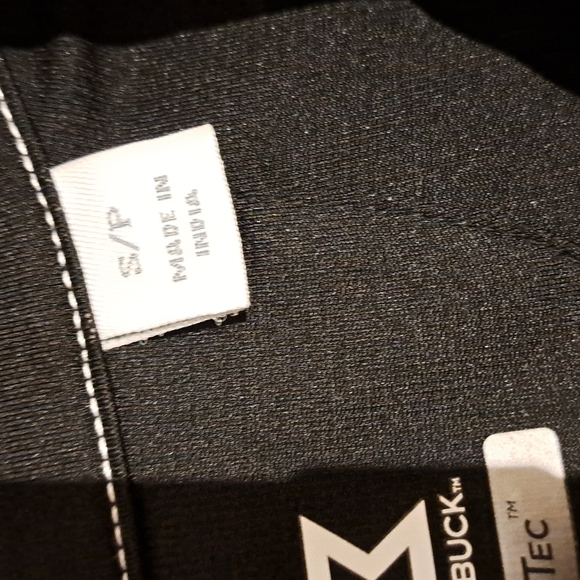 Cutter and buck golf shirt - Picture 5 of 6